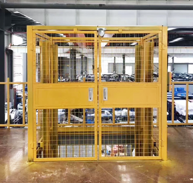 威海智能导轨式升降机亮相